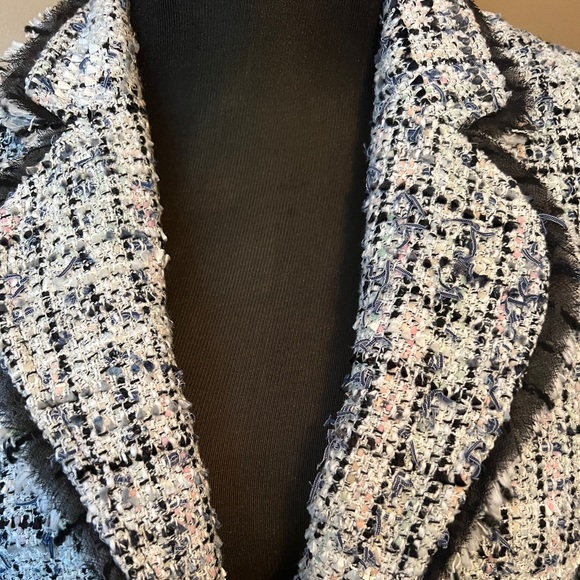 Textured multi color One button lined Blazer - Picture 2 of 7